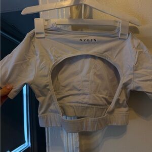 NVGTN White Cut-Out back workout top